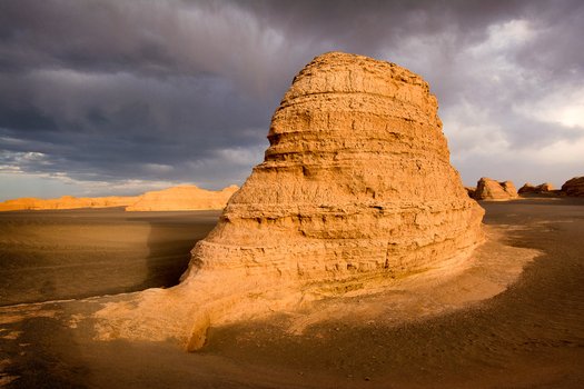 China - Silk Road 06 - Into the Desert