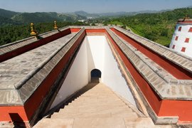 Pǔtuózōngchéng Temple