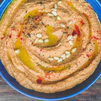 Hummus (Roasted Red Pepper)