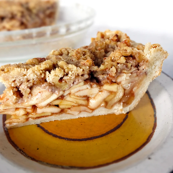 Apple Walnut Crumble Pie