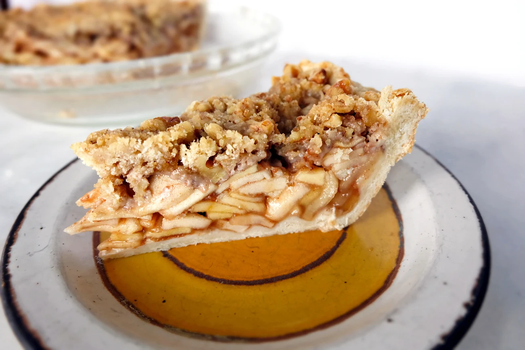 Apple Walnut Crumble Pie
