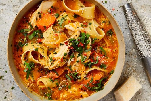 Chicken and parmesan soup with pasta