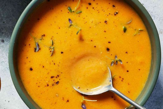 Creamy Roasted Carrot Soup