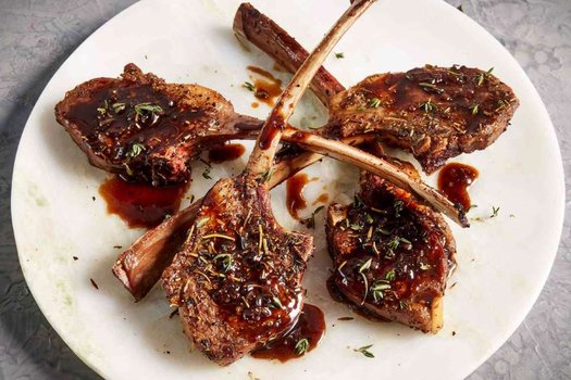 Lamb Chops with Fresh Fig Pan Sauce