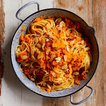 Pasta with squash, parmesan and almonds