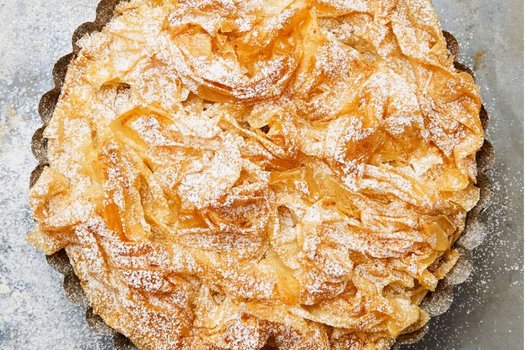 Pastis gascon (French apple and brandy tart)