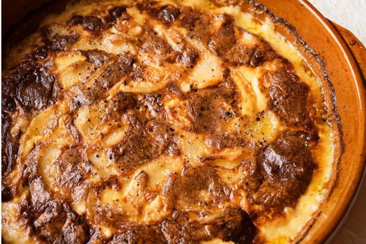 Creamy Potato Bake with Roast Garlic and Cheese