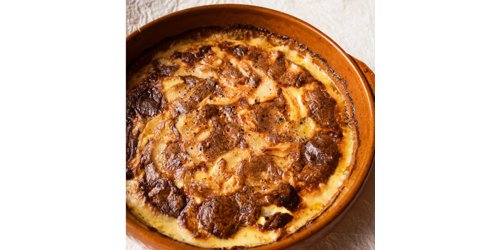 Creamy Potato Bake with Roast Garlic and Cheese
