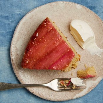 Rhubarb and yoghurt upside-down cake
