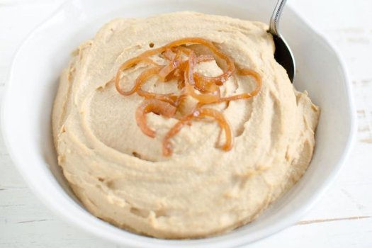 Hummus (Roasted Garlic and Caramelized Onion)
