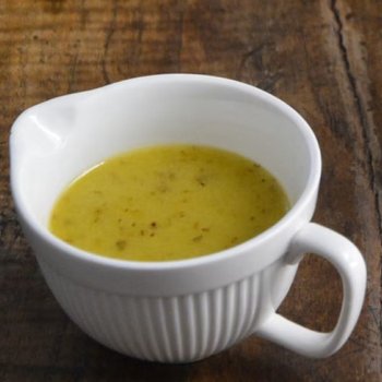 Salmoriglio (Sicilian lemon sauce)