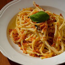 Spaghetti with Lemon, Basil and Breadcrumbs