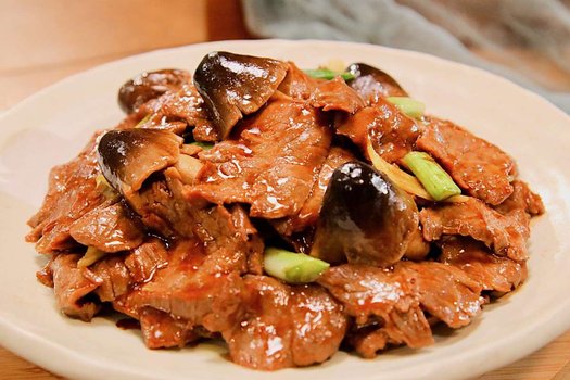 Stir-Fried Beef with Oyster Sauce